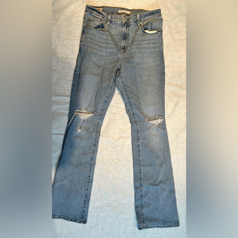 Levi’s 725 hi rise bootcut 34/ 34/ 11 blue jeans